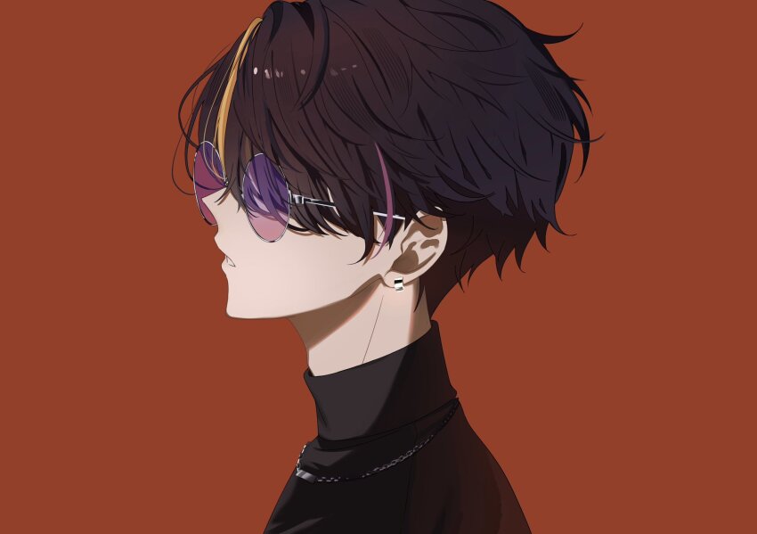 1boy black_hair black_shirt blonde_hair chain chain_necklace covered_eyes earrings glasses hashtag-only_commentary highres jewelry male_focus multicolored_hair necklace nijisanji nijisanji_en parted_lips profile purple-tinted_eyewear purple_hair red_background round_eyewear shirt short_hair shu_yamino shu_yamino_(3rd_costume) simple_background solo streaked_hair swept_bangs tinted_eyewear tsugu_(tsugu_823) turtleneck upper_body virtual_youtuber