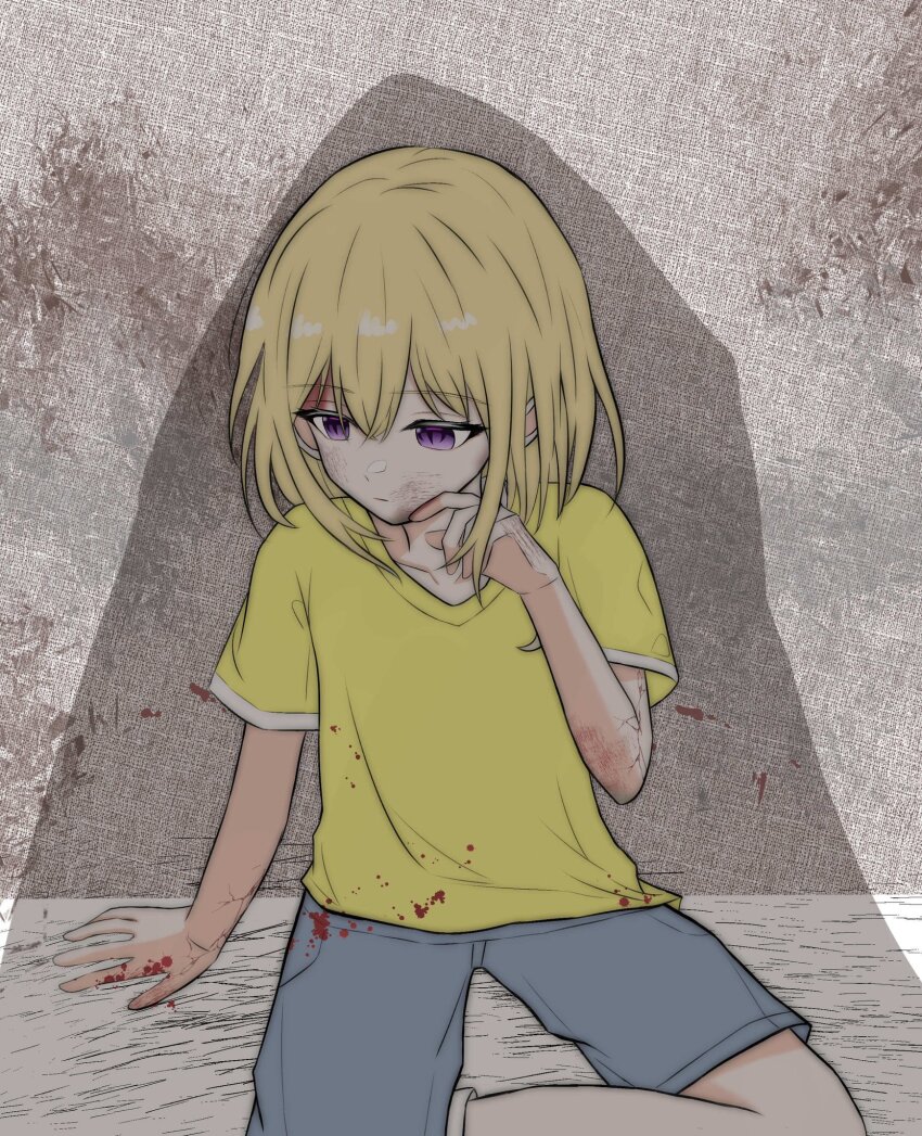 1girl aged_down bang_dream! bang_dream!_it&#039;s_mygo!!!!! blonde_hair blood blue_shorts chinese_commentary closed_mouth commentary_request hair_between_eyes highres injury misumi_uika momokan_1209 purple_eyes scrape shirt short_hair short_sleeves shorts solo yellow_shirt