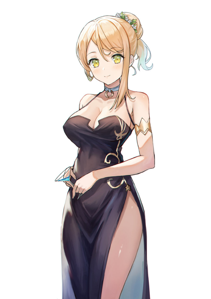 1girl aer7o armlet atelier_(series) atelier_ryza atelier_ryza_1 black_dress blonde_hair breasts choker cleavage closed_mouth dress hair_bun highres jewelry klaudia_valentz large_breasts martini ponytail short_ponytail side_slit simple_background single_hair_bun single_sidelock smile solo standing white_background