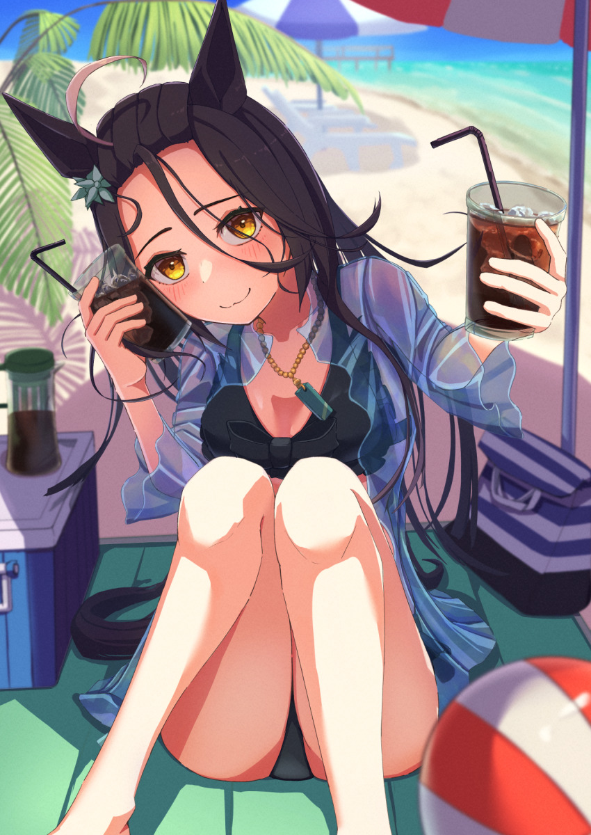 1girl ahoge animal_ears artist_name bag ball barefoot beach_towel beach_umbrella beachball bikini black_bikini black_bow black_hair blush border bow breasts cleavage closed_mouth commentary_request cooler ear_ornament hair_between_eyes highres holding horse_ears horse_girl horse_tail jewelry knees_together_feet_apart knees_up manhattan_cafe_(the_bubbles_that_i_see_with_you)_(umamusume) manhattan_cafe_(umamusume) midriff multicolored_hair navel necklace official_alternate_costume official_alternate_hairstyle open_mouth outdoors sand smile snowpict solo streaked_hair swimsuit tail towel umamusume umbrella under_umbrella water white_hair yellow_eyes