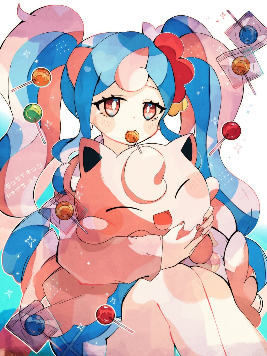 &gt;_&lt; 1girl :d blue_hair candy commentary_request eyelashes fairy_miku_(project_voltage) food gen_1_pokemon hanabusaoekaki hatsune_miku highres jigglypuff lollipop looking_ahead multicolored_hair nintendo open_mouth pink_hair pokemon pokemon_(creature) project_voltage red_eyes simple_background sitting smile solo twintails two-tone_hair vocaloid white_background xd