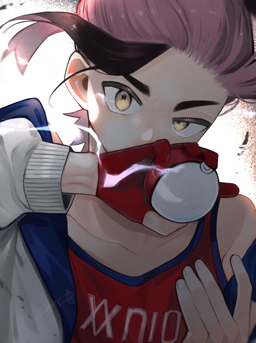 1boy black_hair gloves hei_tai_(kyaputen1) highres holding holding_poke_ball jacket kieran_(pokemon) long_sleeves looking_at_viewer male_focus multicolored_hair nintendo off_shoulder open_clothes open_jacket partially_fingerless_gloves pink_hair poke_ball poke_ball_(basic) pokemon pokemon_sv red_gloves red_tank_top signature simple_background single_glove solo tank_top upper_body white_jacket yellow_eyes