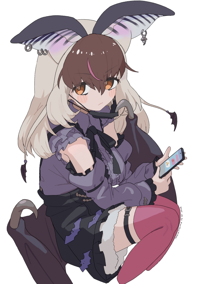 1girl animal_ears bat_ears bat_girl bat_wings belt bow bowtie brown_eyes brown_hair brown_long-eared_bat_(kemono_friends) cellphone dress earrings extra_ears grey_hair highres jewelry kemono_friends kemono_friends_v_project kunikuni_(kunihiro2005) long_hair looking_at_viewer multicolored_hair phone simple_background skirt smartphone solo streaked_hair thighhighs virtual_youtuber wings