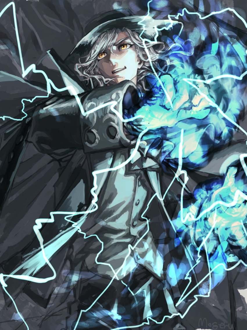1boy black_cape black_gloves black_hat black_jacket cape collared_shirt edmond_dantes_(fate) electricity fate/grand_order fate_(series) formal_clothes gloves hat highres jacket long_sleeves male_focus medium_hair momomogeta parted_lips shirt signature silver_hair solo standing suit white_shirt wing_collar yellow_eyes