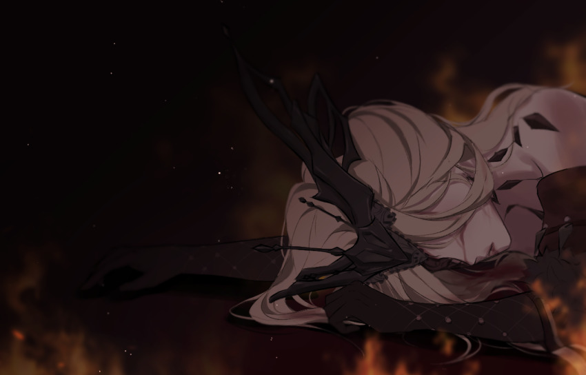 1girl bare_shoulders black_gloves blonde_hair blood chinese_commentary collarbone commentary_request dress earrings fire fur_trim genshin_impact gloves jewelry kuko_(geeeee_ss) lace-trimmed_eyepatch long_hair lying mask signora_(genshin_impact) solo tagme