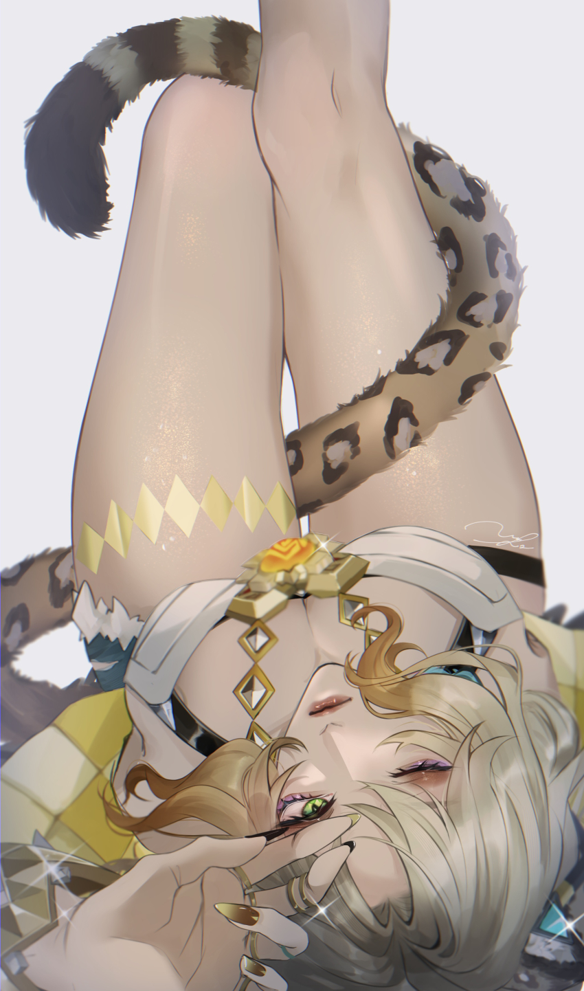 1girl absurdres animal_ears blonde_hair breasts cleavage eyeshadow fingernails genshin_impact gold_nails green_eyes hair_between_eyes highres jewelry legs_up leopard_ears leopard_tail looking_at_viewer lying makeup nail_polish solo tagme tail tail_wrap thigh_gap thighs white_background x_urh_x xilonen_(genshin_impact)