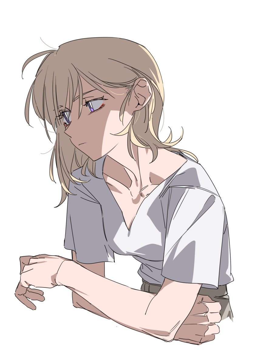 1girl absurdres bang_dream! bang_dream!_it&#039;s_mygo!!!!! blonde_hair collarbone commentary_request highres medium_hair misumi_uika molu_stranger shirt short_sleeves simple_background solo upper_body white_background white_shirt