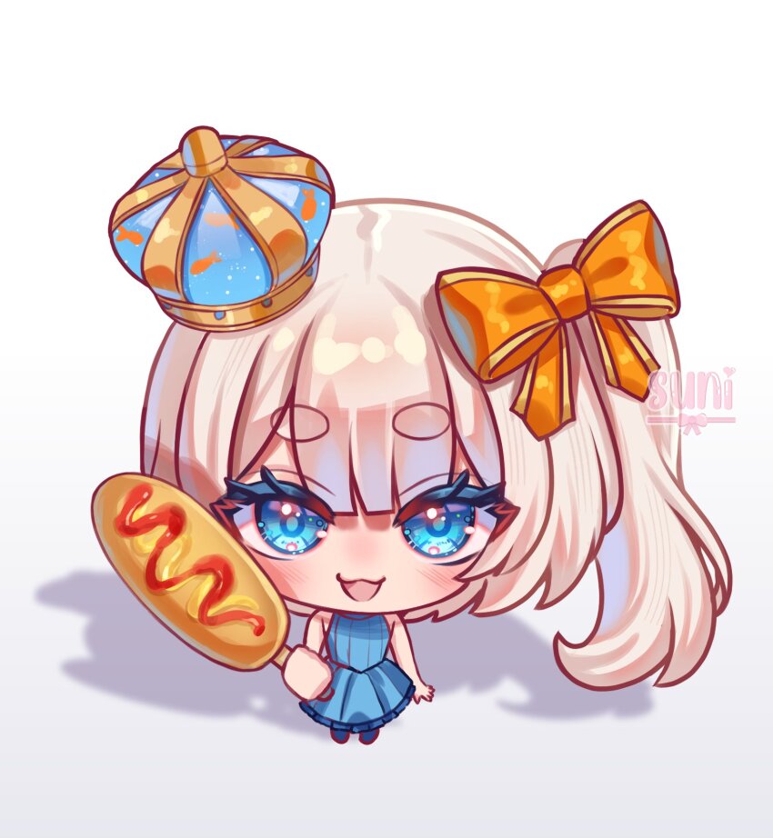 1girl artist_name blue_dress blue_eyes blush bow chibi corn_dog crown dress food grey_hair hair_bow highres holding holding_food marimari_(vtuber) marimari_(vtuber)_(marimari_2.0) mini_crown open_mouth orange_bow phase_connect shadow short_eyebrows side_ponytail smile solo su_niii virtual_youtuber