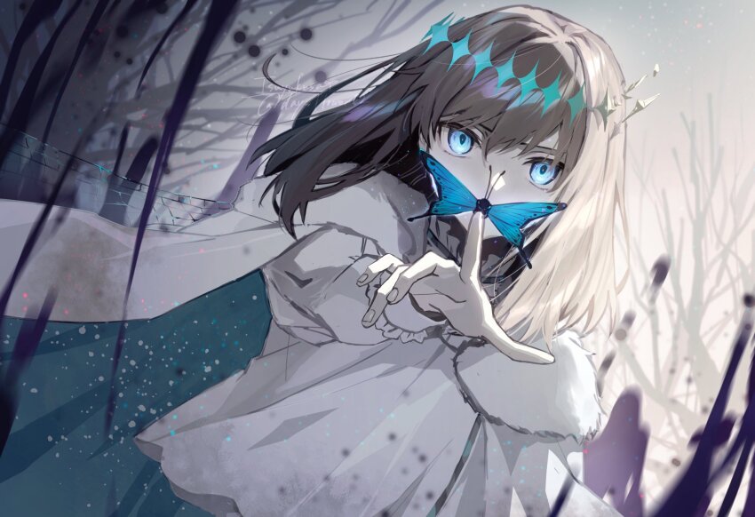 1boy arthropod_boy blue_butterfly blue_eyes bug butterfly butterfly_on_hand cape covered_mouth crown dragonfly_wings dutch_angle fate/grand_order fate_(series) fur-trimmed_cape fur_trim grey_hair hair_between_eyes hand_up highres insect jacket long_sleeves looking_at_viewer male_focus medium_hair oberon_(fate) oberon_(second_ascension)_(fate) outdoors pointing pointing_at_viewer solo tree tsuyukusa_(eeta7273) twitter_username upper_body white_cape white_jacket