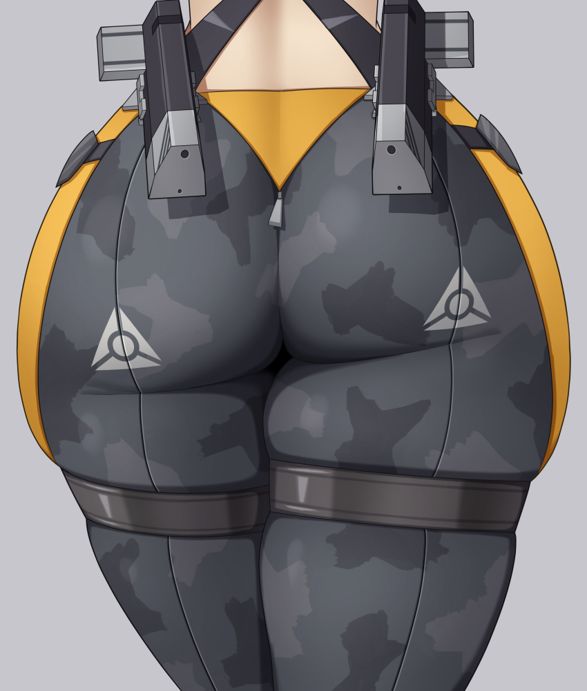 1girl absurdres ass ass_focus black_pants camouflage camouflage_pants commentary_request grey_background highres lower_body pants ryusei_(coupling_maker) simple_background solo trigger_(zenless_zone_zero) zenless_zone_zero