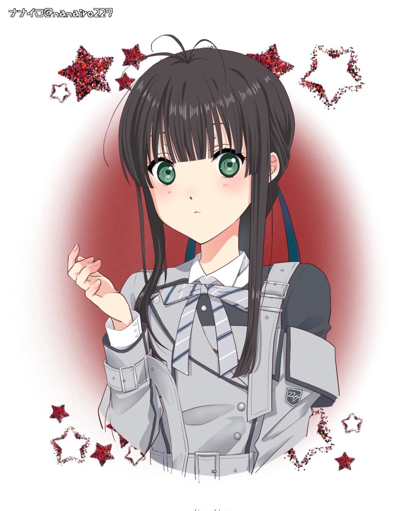 1girl 22/7 antenna_hair artist_name black_hair border brown_background dress green_eyes grey_dress hair_ribbon highres kamisama_datte_kimerarenai long_hair long_sleeves nanairo_(nanairo227) ribbon shirt solo upper_body white_border white_shirt yagami_toa