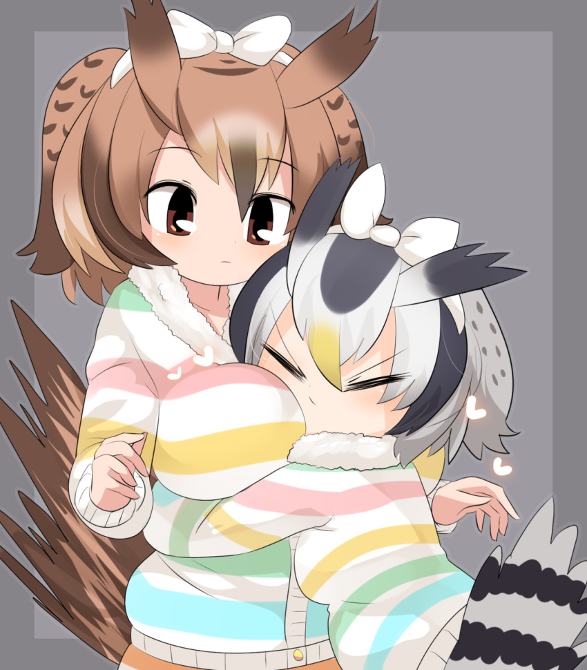 2girls between_breasts bird_tail blonde_hair blush bow breasts brown_eyes brown_hair closed_eyes closed_mouth commentary_request eurasian_eagle_owl_(kemono_friends) expressionless face_between_breasts grey_background grey_hair hair_between_eyes hair_bow head_between_breasts heart highres hug kemono_friends large_breasts lets0020 long_sleeves looking_at_another multicolored_hair multiple_girls northern_white-faced_owl_(kemono_friends) short_hair stiff_tail striped_clothes striped_sweater sweater tail two-tone_background upper_body v-shaped_eyebrows white_bow white_sweater