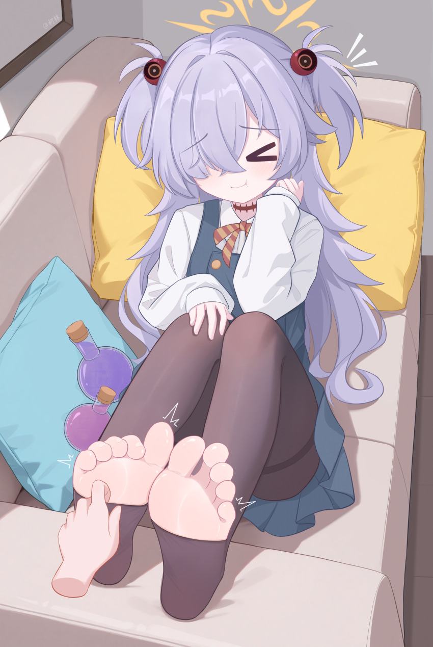 &gt;_&lt; 1girl :t ^^^ absurdres artist_name barefoot black_pantyhose blue_archive blush brown_ribbon chinese_commentary closed_mouth collared_shirt commentary_request convenient_leg couch crossed_bangs disembodied_hand dress dutch_angle eugenecolin eyeball_hair_ornament eyelashes facing_viewer feet flask foot_focus full_body furrowed_brow grey_hair hair_intakes hair_over_one_eye halo hand_on_own_knee hands_up highres kanoe_(blue_archive) knees_up laughing long_bangs long_hair neck_ribbon notice_lines on_couch one_eye_covered orange_halo paid_reward_available pantyhose pillow pinafore_dress ribbon round-bottom_flask school_uniform shirt sitting sleeveless sleeveless_dress sleeves_past_wrists smile soles solo thighband_pantyhose tickling tickling_feet toeless_legwear toes two_side_up variant_set very_long_hair white_shirt