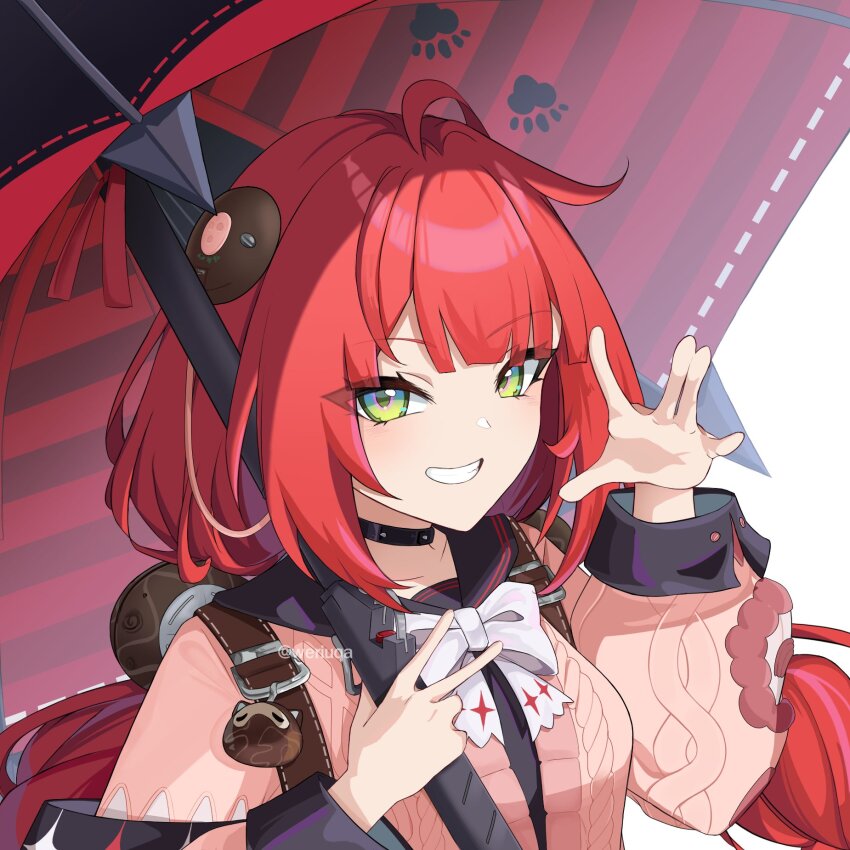 1girl black_choker black_sailor_collar bow bowtie cardigan chest_bow choker green_eyes highres holding holding_umbrella long_hair long_sleeves looking_at_viewer pink_cardigan red_hair red_umbrella sailor_collar school_uniform smile ukinami_yuzuha umbrella upper_body weriuqa white_bow white_bowtie zenless_zone_zero