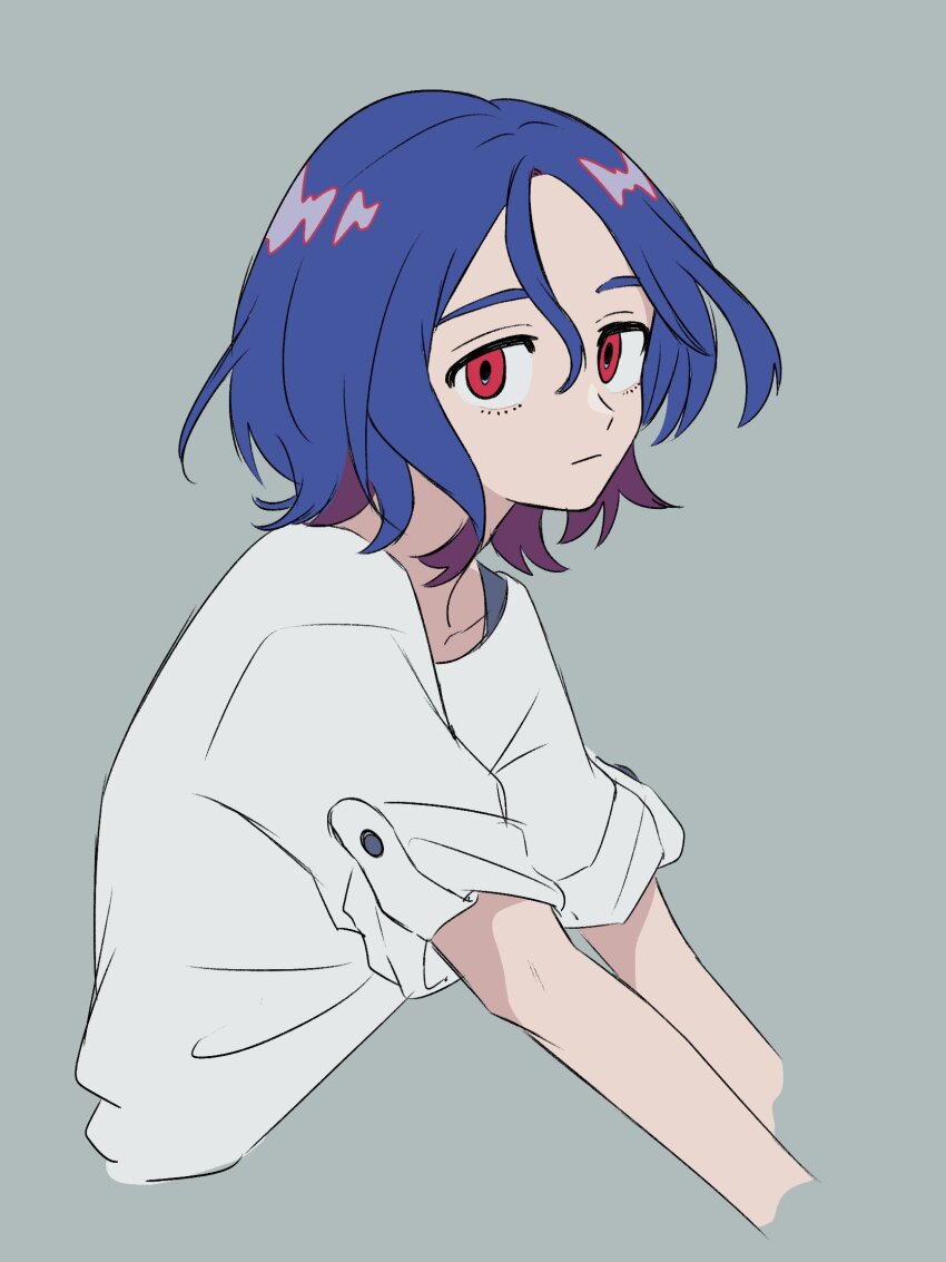 1boy blue_hair colored_inner_hair cropped_torso grey_background gundam gundam_gquuuuuux highres looking_at_viewer lower_eyelashes_only male_focus multicolored_hair purple_hair qwon red_eyes shirt short_hair shuji_ito simple_background solo two-tone_hair white_shirt