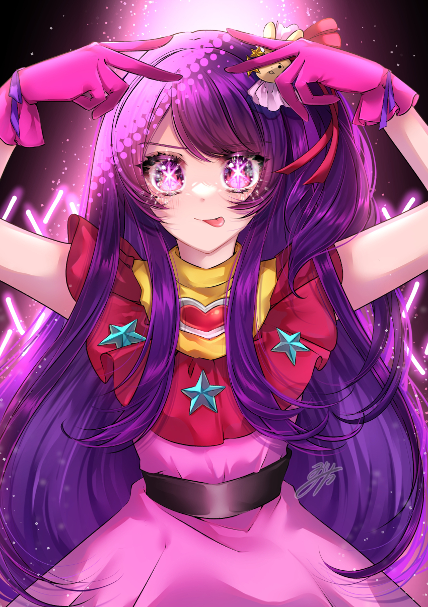 1girl absurdres arms_up belt closed_mouth commentary dress floating_hair gloves glowstick hair_ornament heart highres hoshino_ai hoshino_ai&#039;s_pose light_particles long_hair looking_at_viewer oshi_no_ko penlight_(glowstick) pink_dress pink_gloves purple_eyes purple_hair rabbit_hair_ornament sidelocks sleeveless sleeveless_dress smile solo stage_lights star_(symbol) star_in_eye stippling_(texture) symbol_in_eye tongue tongue_out upper_body very_long_hair yuzuca_(trickster4594)