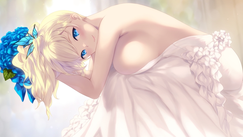 1girl back backless_dress backless_outfit bare_shoulders blonde_hair blue_eyes blush boku_wa_tomodachi_ga_sukunai bouquet breasts butterfly_hair_ornament cait_aron closed_mouth commentary_request dress flower from_side hair_ornament highres holding holding_bouquet kashiwazaki_sena large_breasts long_hair looking_at_viewer looking_to_the_side smile solo white_dress