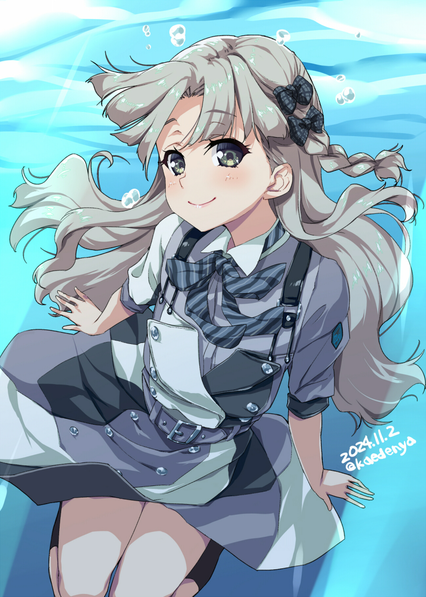 1girl 22/7 air_bubble artist_name black_bow black_socks bow braid bubble closed_mouth dated diagonal-striped_bow dress grey_eyes grey_hair hair_bow highres kisairo_kaede long_hair looking_at_viewer multicolored_dress nagamine_kaede neck_ribbon parted_bangs plaid_bow ribbon side_braid single_braid smile socks solo underwater wavy_hair yes_to_no_no_aida_ni