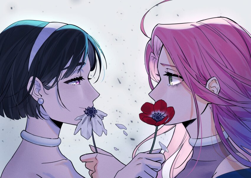 2girls alien_stage anemone_(flower) black_hair bob_cut choker commentary_request earrings eye_contact flower flower_over_mouth from_side gradient_hair green_eyes hairband half-closed_eyes highres holding holding_flower jewelry kieed12 long_hair looking_at_another mizi_(alien_stage) multicolored_hair multiple_girls pearl_earrings pink_hair purple_eyes purple_hair red_flower short_hair sua_(alien_stage) two-tone_hair white_choker white_flower white_hairband wilted_flower