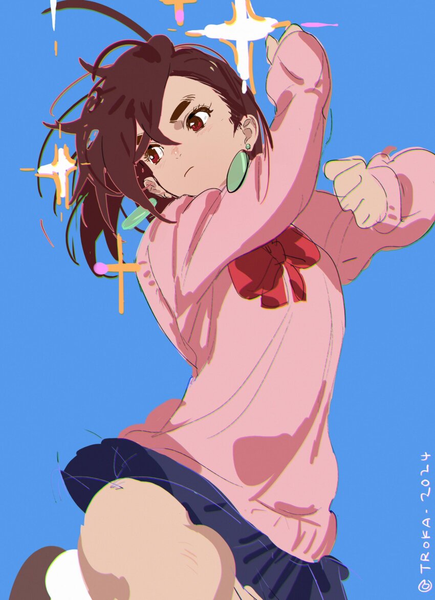 1girl :/ arms_up artist_name ayase_momo blue_background blue_skirt bow brown_eyes brown_hair commentary cowboy_shot crossed_bangs dandadan earrings hair_between_eyes highres jewelry looking_to_the_side pink_sweater red_bow short_hair simple_background sketch skirt solo sparkle sweater symbol-only_commentary troka