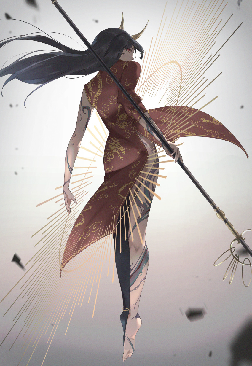 1girl absurdres arm_tattoo barefoot black_hair blurry china_dress chinese_clothes depth_of_field dress floating gold_horns highres holding holding_staff leg_tattoo long_hair long_legs looking_back oekaki_taro oni original red_eyes shakujou solo staff tattoo