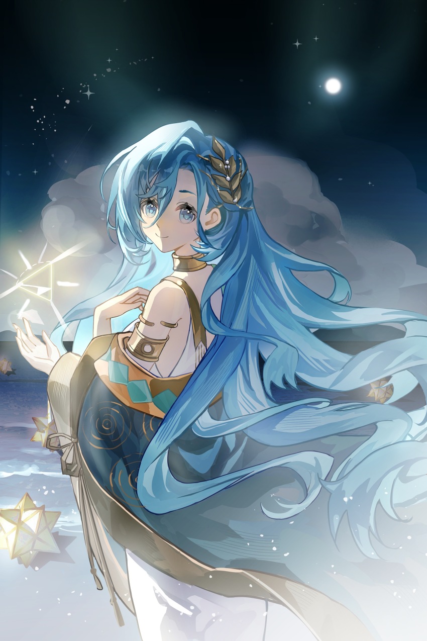 1girl 37_(reverse:1999) absurdres ancient_greek_clothes armlet backlighting bare_shoulders beach blue_eyes blue_hair blue_robe cloud cowboy_shot floating_hair from_side full_moon gold_choker greco-roman_clothes hair_between_eyes hands_up highres jewelry laurel_crown long_hair looking_at_viewer maoni_(maoni910) moon night night_sky ocean outdoors reverse:1999 robe sand sky smile solo star_(sky) starry_sky stellated_octahedron toga triangle very_long_hair