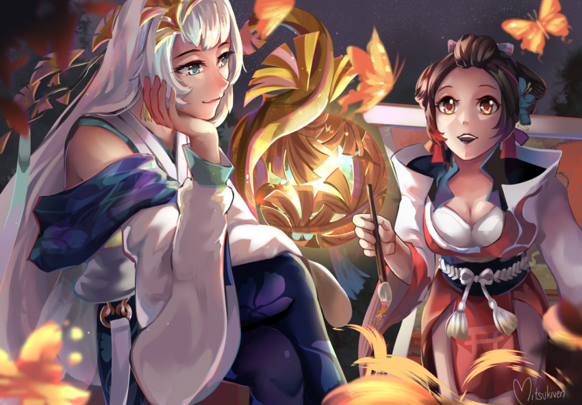 2girls aoandon artist_name blue_eyes blurry blurry_foreground breasts brown_hair bug butterfly cleavage crossed_legs insect kachou_fuugetsu_(onmyoji) lantern long_hair mitsukiven multiple_girls night onmyoji orange_butterfly paintbrush sitting small_breasts very_long_hair white_hair wide_sleeves