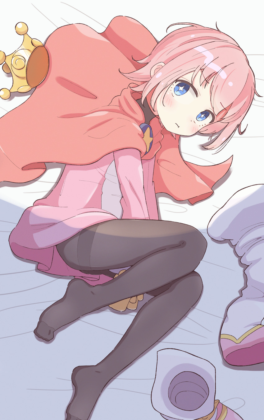 +_+ 1boy absurdres arm_between_legs black_pantyhose blue_eyes blush boots brooch cape coat commentary_request crown gloves highres jazz_grace jewelry looking_at_viewer lying mini_crown mittens multicolored_boots multicolored_coat ocean_prince on_side pantyhose pentacle pink_boots pink_coat pink_hair pink_tunic puyopuyo puyopuyo_fever red_cape salde_canarl_shellbrick_iii short_hair sidelocks sparkling_eyes star_brooch stray_hair tunic two-tone_boots two-tone_coat unworn_boots white_boots yellow_gloves yellow_mittens