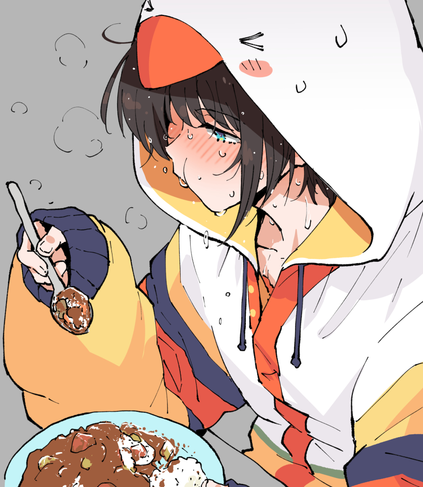 1girl black_hair blue_eyes blush collarbone curry curry_rice duck_hood eating food from_side grey_background hand_up henriiku_(ahemaru) highres holding holding_spoon hololive hood hood_up hoodie long_sleeves multicolored_hoodie nose_blush oozora_subaru oozora_subaru_(loungewear) puffy_long_sleeves puffy_sleeves rice short_hair simple_background solo spicy spoon steaming_body sweat upper_body very_sweaty virtual_youtuber white_hoodie yellow_hoodie