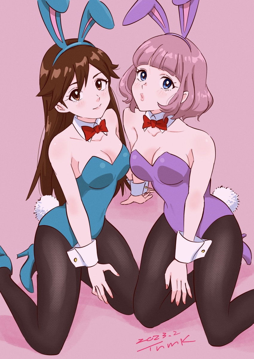 2girls absurdres alternate_costume animal_ears blue_eyes blue_leotard bow breasts brown_eyes brown_hair commentary_request covered_navel dated detached_collar evangelion:_3.0+1.0_thrice_upon_a_time fake_animal_ears highres kitakami_midori kneeling leotard lips long_hair looking_at_viewer medium_breasts multiple_girls neon_genesis_evangelion pantyhose pink_hair playboy_bunny purple_leotard rabbit_ears rebuild_of_evangelion short_hair smile strapless strapless_leotard suzuhara_sakura tsunemoku wrist_cuffs