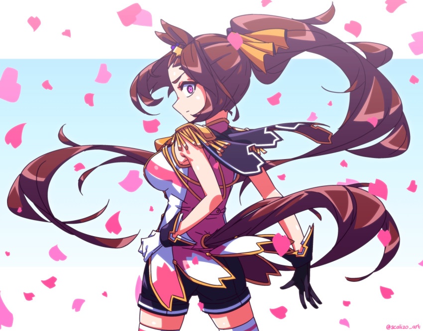 1girl brown_hair highres looking_at_viewer sakura_bakushin_o_(umamusume) scalizo solo umamusume