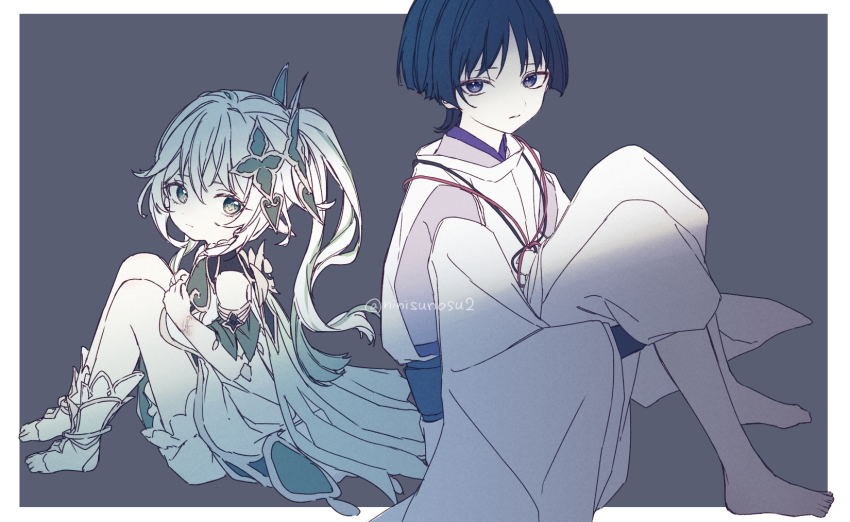 1boy 1girl anklet armlet barefoot belt black_belt black_hair bloomers blunt_ends border cape closed_mouth cross-shaped_pupils detached_sleeves dress eyelashes genshin_impact green_cape green_eyes green_hair green_sleeves grey_background hair_between_eyes hands_on_own_chest highres japanese_clothes jewelry kariginu kimono knees_up layered_kimono layered_sleeves long_hair long_sleeves looking_at_viewer multicolored_hair nahida_(genshin_impact) ninisunosu2 pants pointy_ears pom_pom_(clothes) purple_eyes purple_kimono purple_sleeves scaramouche_(genshin_impact) scaramouche_(kabukimono)_(genshin_impact) side_ponytail sidelocks split_mouth stirrup_footwear streaked_hair string symbol-shaped_pupils toes twitter_username underwear white_bloomers white_border white_hair white_pants white_sleeves wide_sleeves