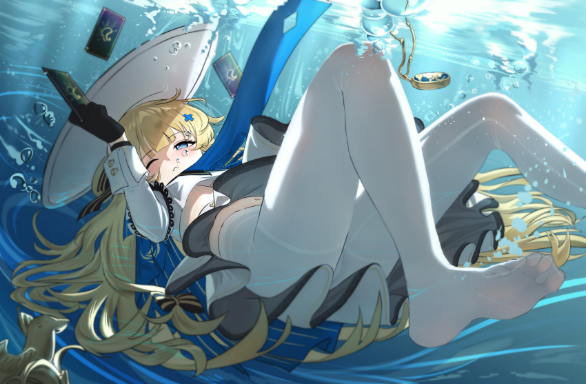 1girl air_bubble black_bow black_collar black_gloves blonde_hair blue_eyes blue_sash bow bubble card collar gloves hair_ornament haoma hat highres holding holding_card jewelry no_shoes one_eye_closed pantyhose pendant phoebe_(wuthering_waves) sash skirt soles striped_bow toes underwater white_hat white_pantyhose white_skirt wuthering_waves x_hair_ornament