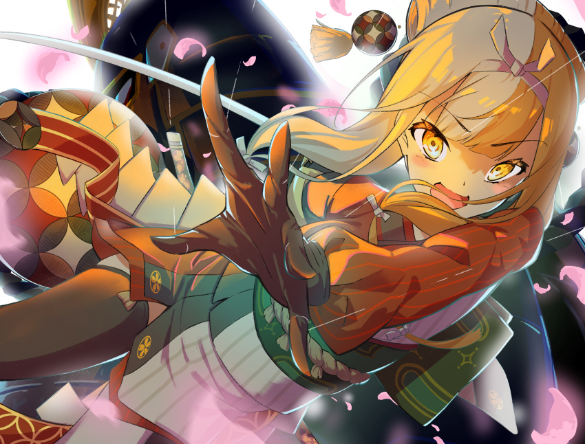 1girl :d absurdres armor black_thighhighs brown_hair commentary_request fate/grand_order fate_(series) gloves hairband helmet highres holding holding_sword holding_weapon izumo_no_okuni_(fate) japanese_armor japanese_clothes kabuto_(helmet) katana kuroki_ayume long_sleeves looking_at_viewer multicolored_hair open_mouth partial_commentary pink_hairband pink_petals scabbard sheath smile split-color_hair sword thighhighs two-tone_hair weapon yellow_eyes zanzaburou_(fate)