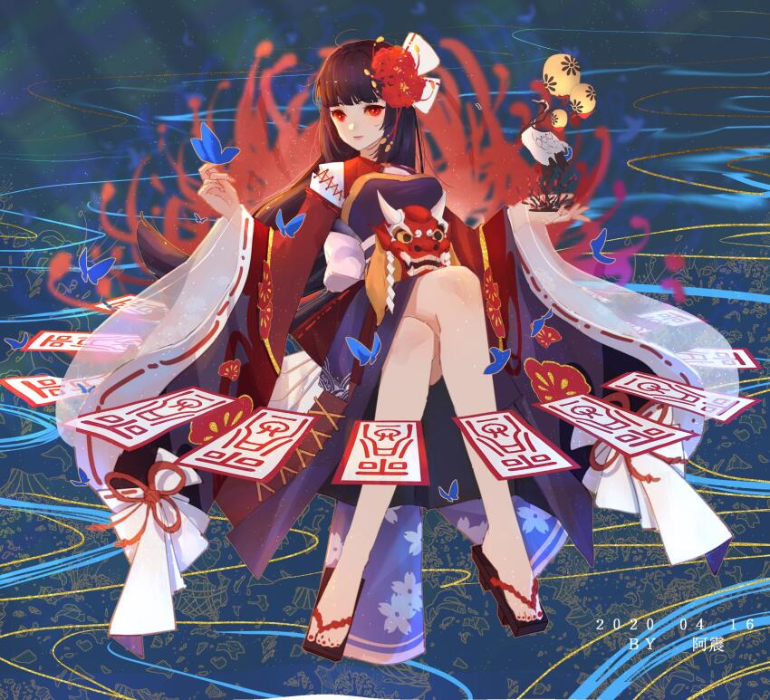 1girl artist_name bare_legs bird bird_on_hand black_hair blue_background blue_butterfly blunt_bangs brown_footwear bug butterfly butterfly_on_hand crane_(animal) crossed_legs dated floral_print flower full_body geta hair_flower hair_ornament hand_up higanbana_(onmyoji) highres insect japanese_clothes kimono long_hair long_sleeves looking_at_viewer mask unworn_mask oni_mask onmyoji red_eyes red_flower red_kimono sitting solo spider_lily talisman wide_sleeves yi_er_san