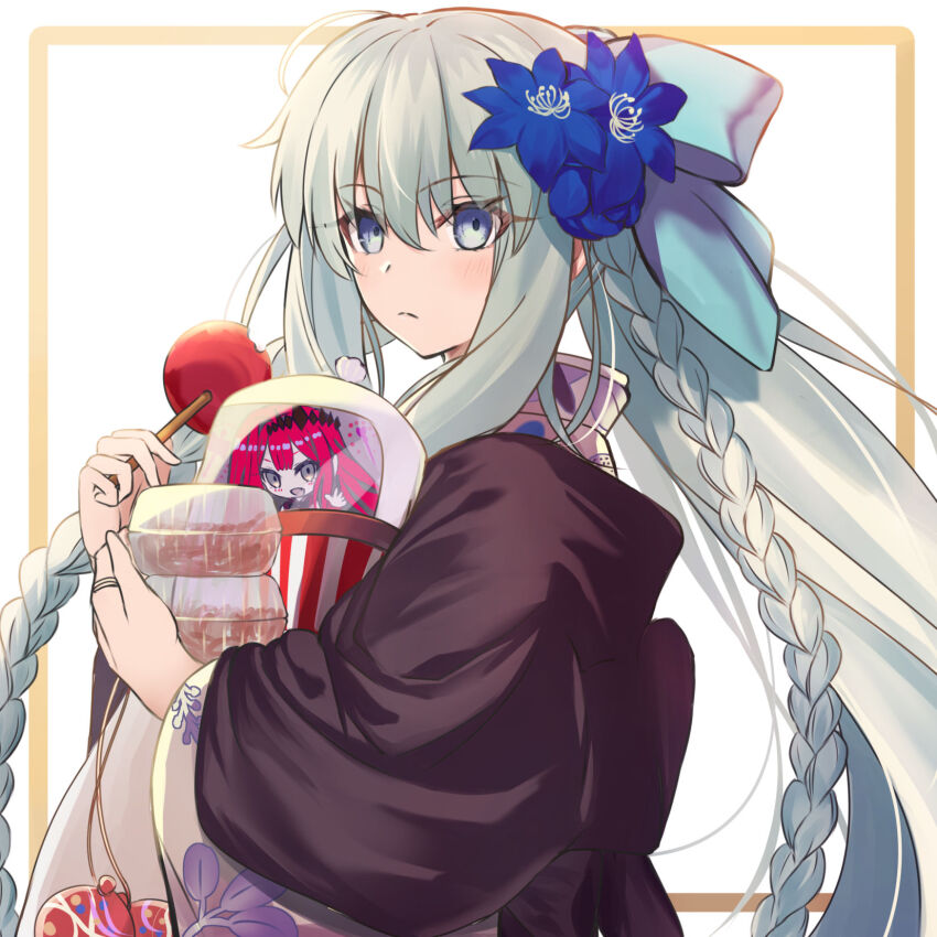 1girl baobhan_sith_(fate) blue_bow blue_eyes blue_flower blush bow braid candy_apple character_print closed_mouth commentary_request fate/grand_order fate_(series) floral_print flower food grey_hair hair_bow hair_flower hair_ornament highres holding holding_food japanese_clothes kimono long_hair looking_at_viewer morgan_le_fay_(fate) morgan_le_fay_(fgo_fes._2023)_(fate) neko_daruma official_alternate_costume ponytail solo twin_braids very_long_hair