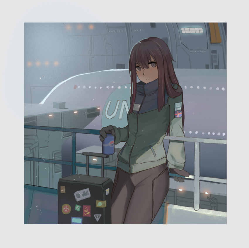 1girl against_railing against_tree aircraft airplane airport brown_eyes brown_gloves brown_hair can drink_can gloves green_jacket hangar holding holding_can icelandic_flag id_card jacket jet jet_airliner liangzi_tai_hongcha logo long_hair looking_at_viewer original patch pepsi railing rolling_suitcase shadow soda_can solo suitcase tree united_nations