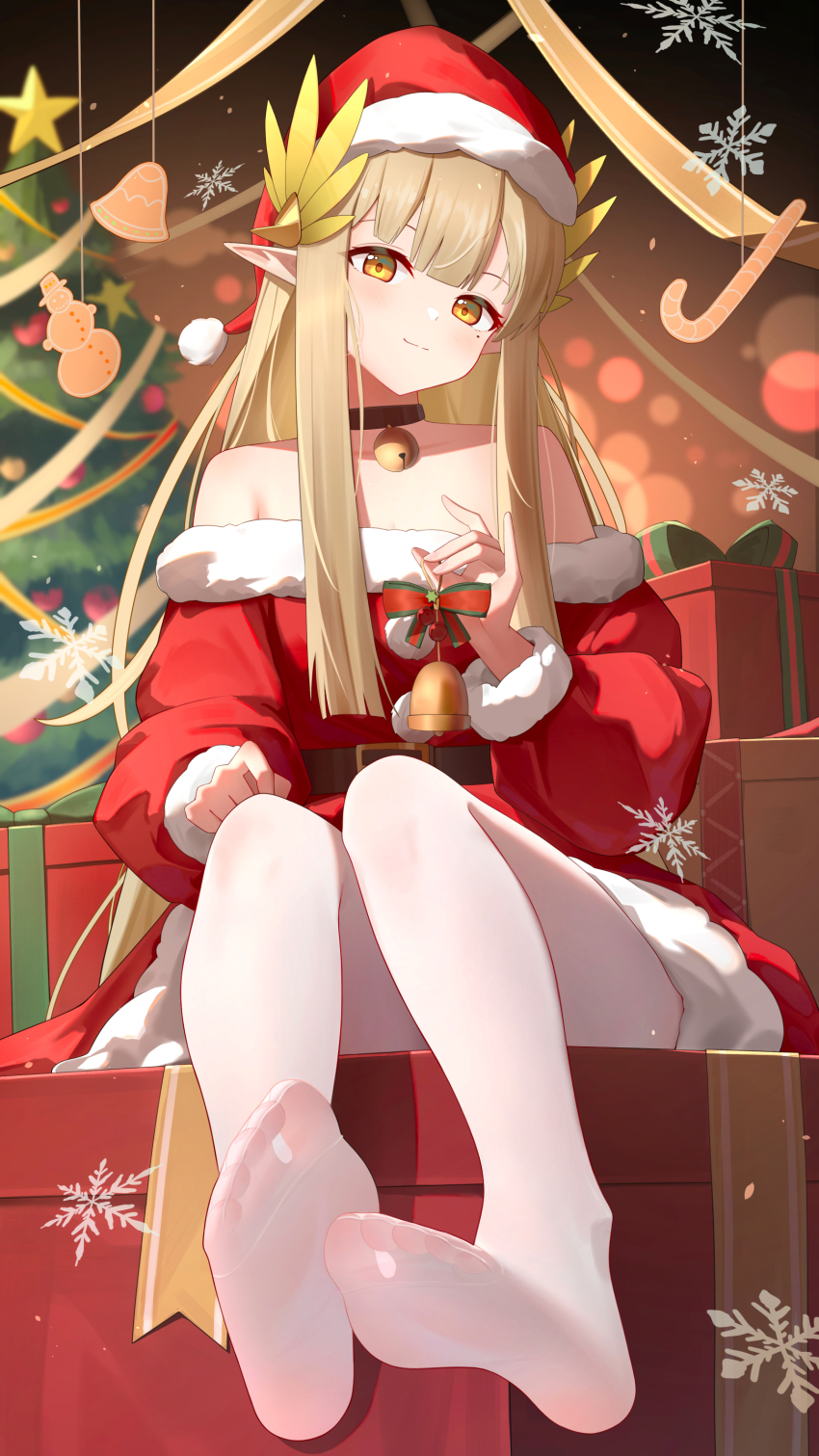 1girl absurdres alternate_costume arknights bare_shoulders bell bingcan blonde_hair blush box brown_choker candy candy_cane chinese_commentary choker christmas christmas_ornaments christmas_tree closed_mouth commentary_request dress elf feet food full_body fur-trimmed_dress fur-trimmed_headwear fur-trimmed_sleeves fur_trim gift gift_box hat highres holding jingle_bell long_hair long_sleeves looking_at_viewer making-of_available md5_mismatch mole mole_under_eye muelsyse_(arknights) neck_bell no_shoes off_shoulder pantyhose pointy_ears pom_pom_(clothes) red_dress red_hat santa_hat sidelocks sitting smile soles solo star_(symbol) white_pantyhose yellow_eyes