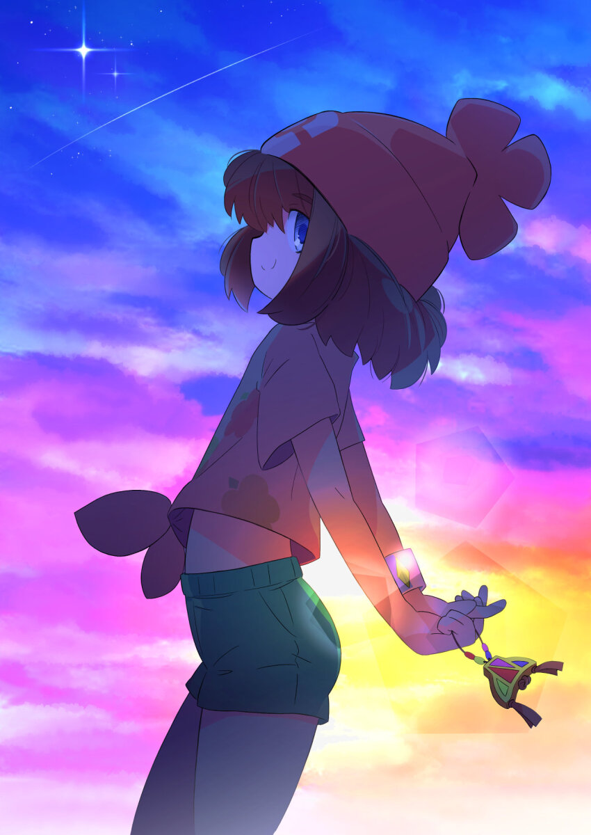 1girl blue_eyes closed_mouth dawn from_side green_shorts hat highres holding leaning_back lens_flare looking_at_viewer midriff nintendo outdoors pokemon pokemon_(creature) pokemon_sm rascal_(feuille) red_hair selene_(pokemon) short_hair short_sleeves shorts smile solo standing star_(sky)