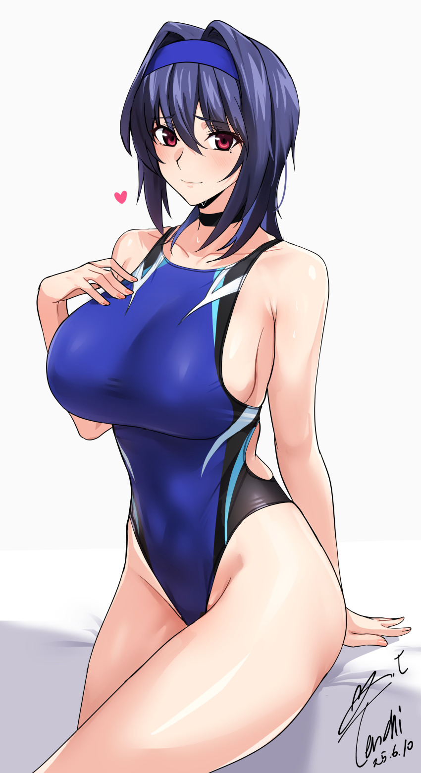 1girl absurdres black_choker blue_hair blue_hairband blue_one-piece_swimsuit blush breasts choker collarbone competition_swimsuit cowboy_shot dated hair_between_eyes hair_intakes hairband heart highleg highres kasumi_(halcon) large_breasts looking_at_viewer mole one-piece_swimsuit original red_eyes short_hair sideboob signature sitting smile solo swimsuit white_background yoo_tenchi