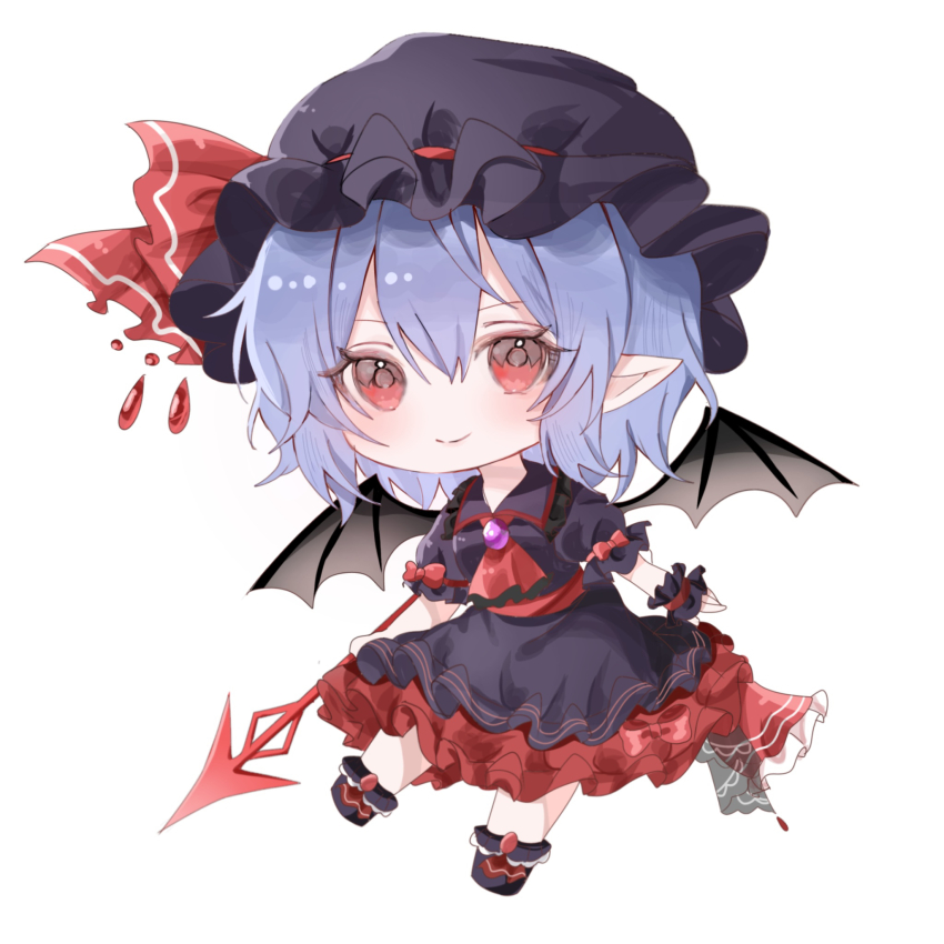 1girl alternate_color alternate_headwear_color ascot black_hat black_shirt black_skirt blush chibi chibi_only closed_mouth collared_shirt commentary hat highres holding holding_polearm holding_weapon looking_at_viewer pointy_ears polearm purple_brooch red_ascot remilia_scarlet remilia_scarlet_(tiny_devil_mistress) shirt short_sleeves simple_background skirt smile solo tomura_amane touhou touhou_lostword weapon white_background