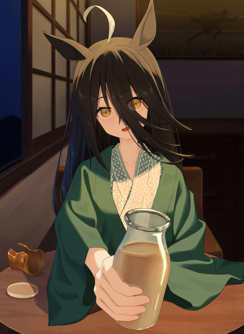1girl ahoge black_hair black_kimono bottle bottle_cap coffee glass_bottle hair_between_eyes highres holding holding_bottle incoming_drink indoors japanese_clothes kimono long_bangs long_hair long_hair_between_eyes long_sleeves looking_at_viewer manhattan_cafe_(umamusume) night open_mouth reaching reaching_towards_viewer smile solo table umamusume very_long_hair white_hair wide_sleeves yamada_kotaro77 yellow_eyes yukata