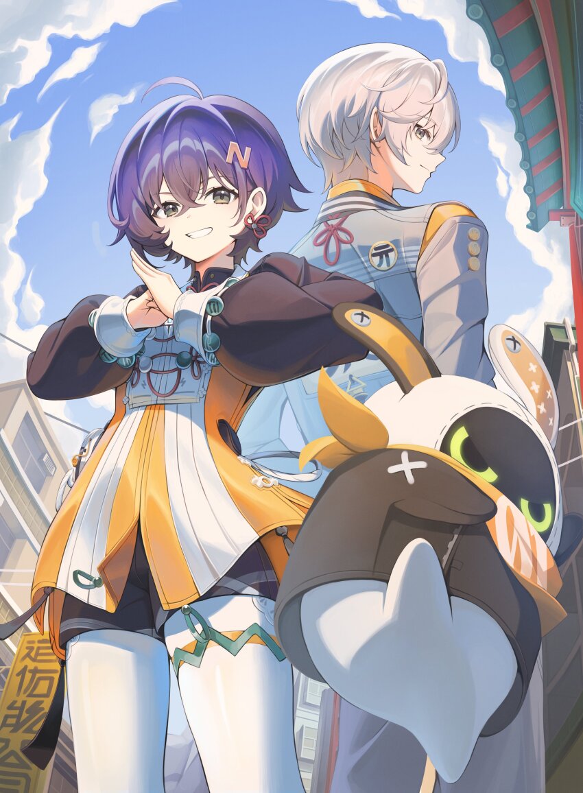 1boy 1girl absurdres alternate_costume bangboo_(zenless_zone_zero) belle_(zenless_zone_zero) bob_cut cloud cloudy_sky commentary_request double-parted_bangs ear_ornament from_below green_eyes grin hair_between_eyes highres looking_at_viewer looking_back short_hair sky smile sora_(men0105) tagme white_hair wise_(zenless_zone_zero) zenless_zone_zero
