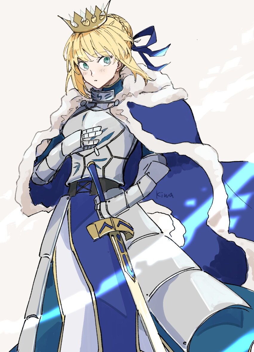 1girl armor armored_dress artist_name artoria_pendragon_(fate) blonde_hair blue_cape blue_ribbon blush braid breastplate cape commentary_request crown dress excalibur_(fate/stay_night) fate/grand_order fate/stay_night fate_(series) fur_trim gauntlets green_eyes hair_ribbon highres holding holding_sword holding_weapon ki_wa001 looking_at_viewer plackart ribbon saber_(fate) saber_(third_ascension)_(fate) short_hair simple_background solo sword weapon