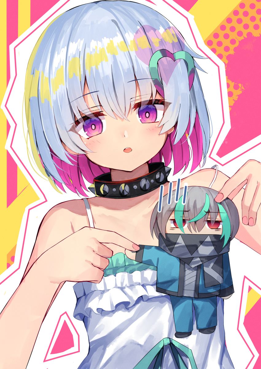 1boy 1girl absurdres animal_collar bangs_pinned_back bare_shoulders black_hair blush bright_pupils camisole chibi chibi_inset collar commentary dohna_dohna_issho_ni_warui_koto_o_shiyou fingernails frilled_camisole frills green_hair grey_hair hair_ornament hands_up heart heart_hair_ornament heart_print highres jitome kuma_(dohna_dohna) looking_at_another multicolored_hair nodoameyatou open_mouth pink_hair porno_(dohna_dohna) purple_eyes red_eyes short_hair simple_background solo_focus spaghetti_strap spiked_collar spikes streaked_hair two-tone_background upper_body white_camisole
