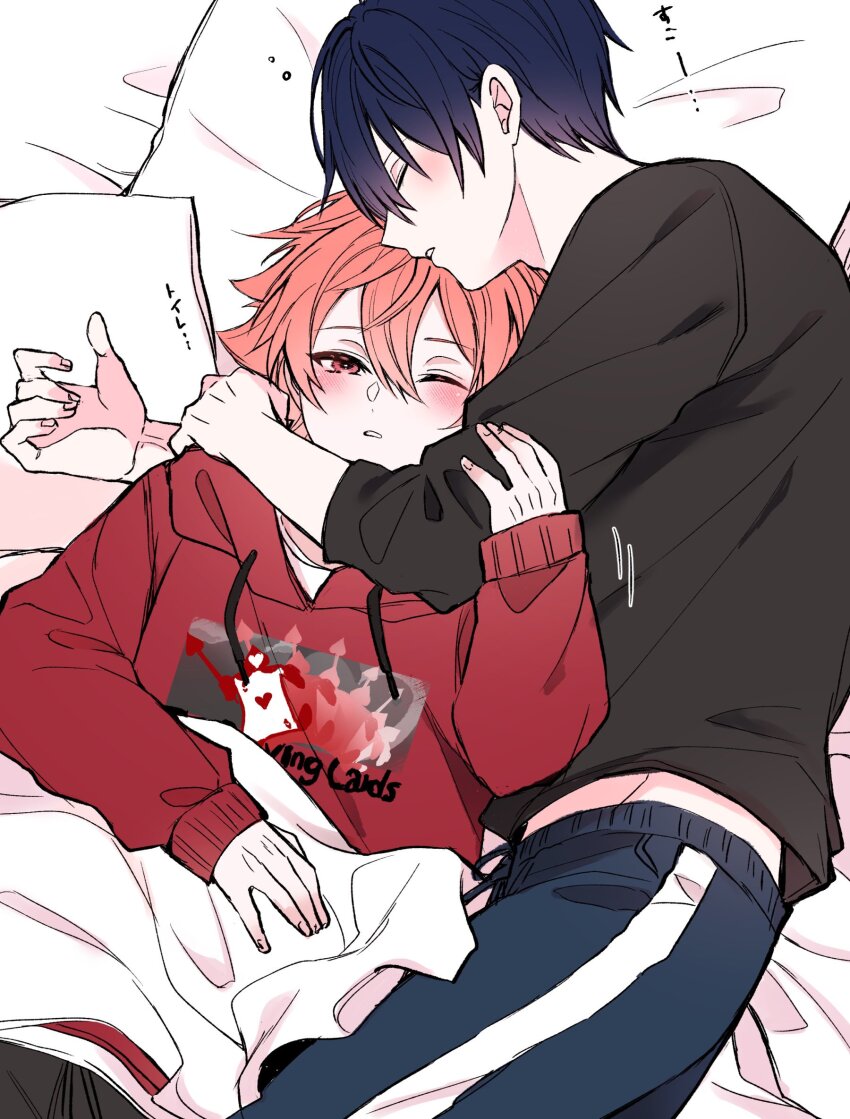 2boys ace_trappola arm_around_neck bed bed_sheet black_shirt blue_hair blush commentary_request cuddling deuce_spade drawstring feet_out_of_frame fingernails hair_between_eyes hand_on_another&#039;s_arm highres hood hoodie long_sleeves looking_at_viewer lying male_focus midriff_peek mofu_twst multiple_boys on_back on_side one_eye_closed orange_hair pants parted_bangs parted_lips pillow print_hoodie red_eyes red_hoodie shirt short_hair sleeping squeans striped_clothes striped_pants twisted_wonderland vertical-striped_clothes vertical-striped_pants yaoi