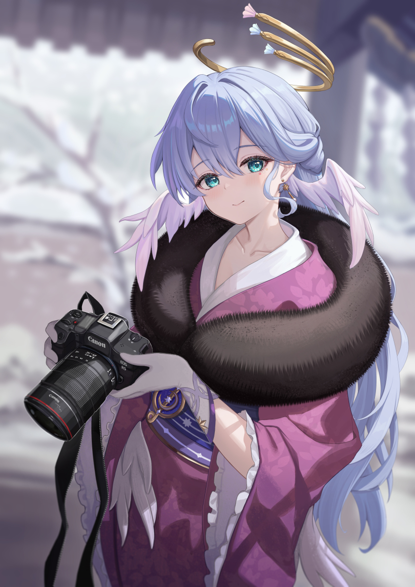 1girl absurdres alternate_costume arus blue_hair blurry blurry_background camera closed_mouth collarbone commentary commentary_request cowboy_shot earrings english_commentary gloves green_eyes hair_between_eyes halo head_wings highres holding holding_camera honkai:_star_rail honkai_(series) japanese_clothes jewel_under_eye jewelry kimono long_hair looking_at_viewer mixed-language_commentary outdoors pink_kimono purple_sash robin_(honkai:_star_rail) sash smile snow solo white_gloves wings winter