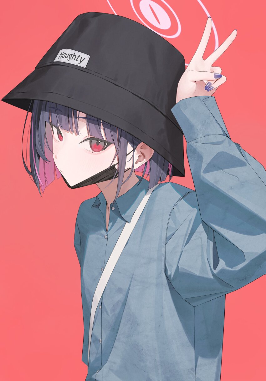 1girl absurdres alternate_costume arm_up aya_(lezon) black_hair black_hat blue_archive blue_shirt bucket_hat closed_mouth collared_shirt colored_inner_hair commentary_request dress_shirt halo hat highres kazusa_(blue_archive) looking_at_viewer mask medium_hair mouth_mask multicolored_hair nail_polish pink_hair pink_halo purple_nails red_background red_eyes shirt simple_background solo upper_body v