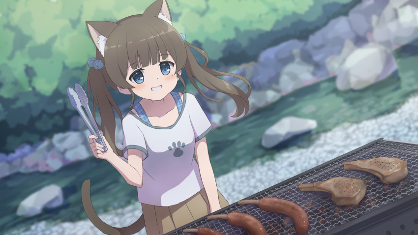 1girl absurdres animal_ears blue_eyes blurry blurry_background blush brown_hair cat_ears cat_girl cat_tail cooking cube_hair_ornament day food grill grilling grin hair_ornament highres holding holding_tongs indie_virtual_youtuber itigori_ena layered_clothes leaning_forward long_hair looking_at_viewer meat mole mole_under_eye outdoors paw_print plaid rock sausage shirt short_sleeves smile solo steak t-shirt tail tank_top tongs tyakomis virtual_youtuber water