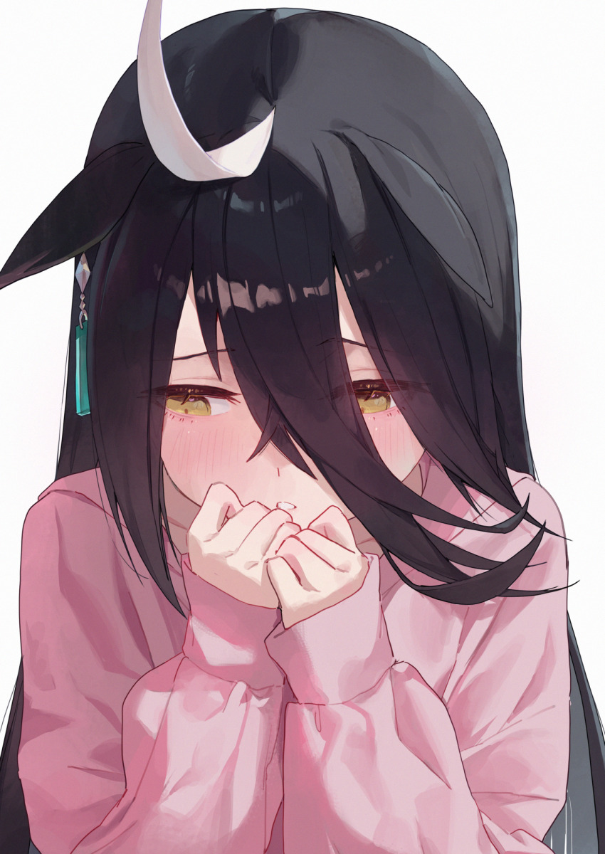 1girl ahoge amano_kokoko animal_ears black_hair blush commentary_request hair_between_eyes highres horse_ears horse_girl long_hair manhattan_cafe_(umamusume) multicolored_hair pink_sweater shy simple_background solo streaked_hair sweater umamusume upper_body white_background white_hair yellow_eyes
